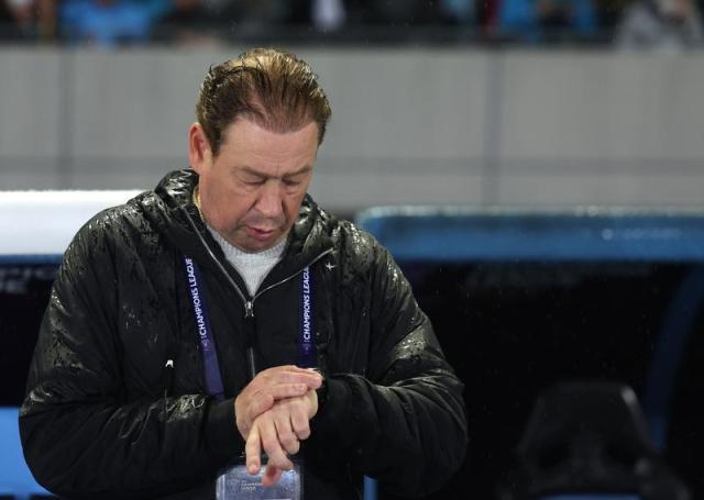 申花惨败过后认清现实差距：有缺失也有进步的空间