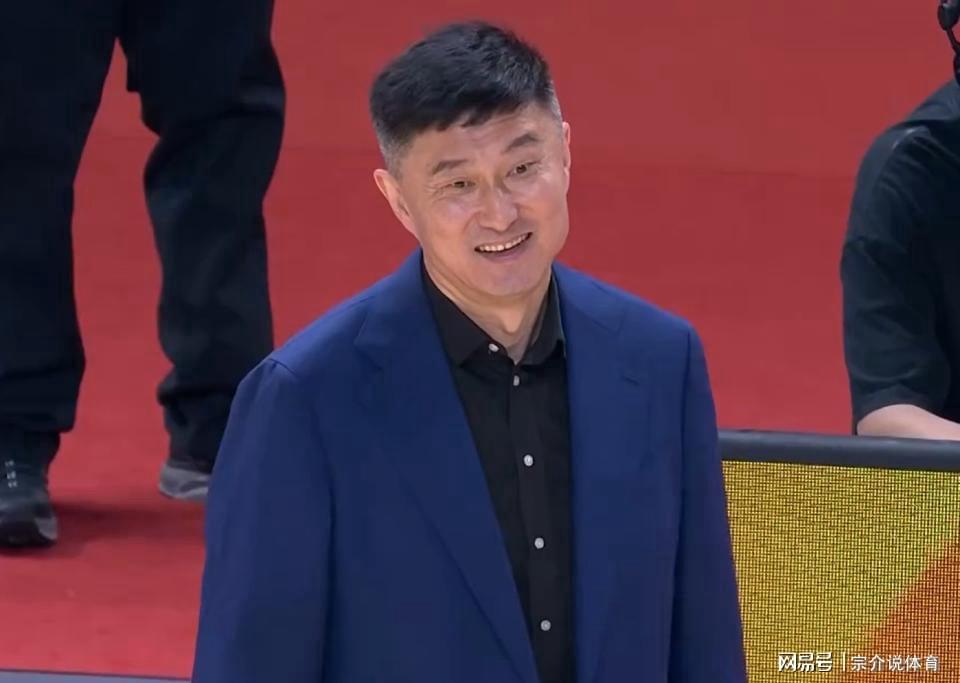 九游体育-虽败犹荣，广东队惨败北京，却收重大喜讯，杜锋不用下课了